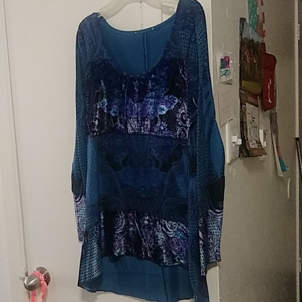 Assorted clothing - Picture 4 of 11